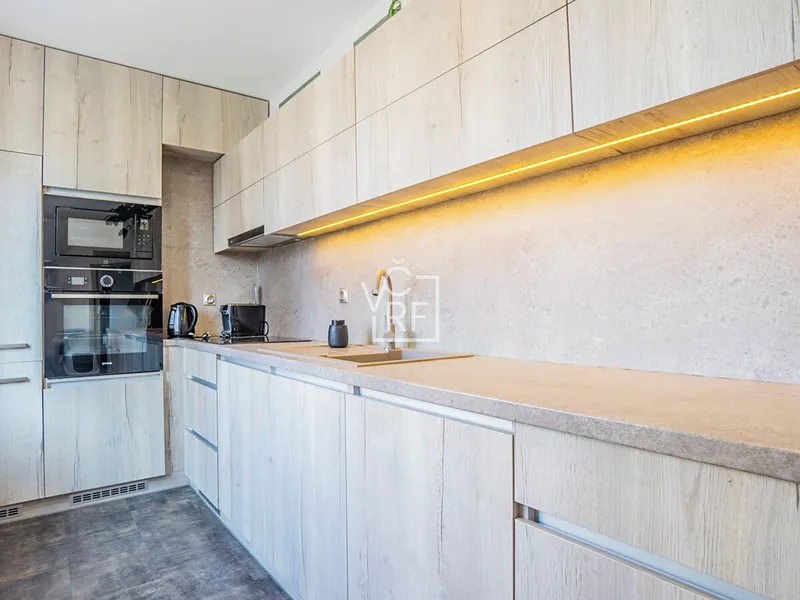 Prodej bytu 3+kk po kompletní rekonstrukci, 72 m2, balkon, s